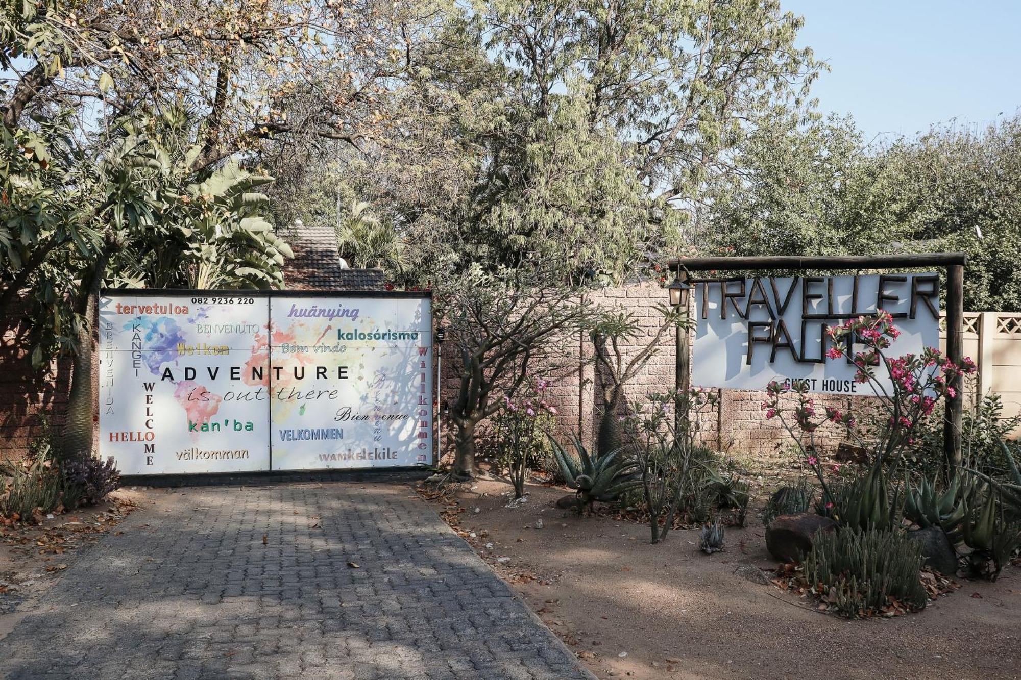 Hotel A Traveller'S Palm Phalaborwa Exterior foto